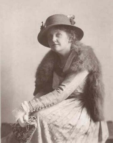 Laura Hope Crews