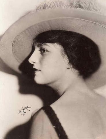 Alice Calhoun